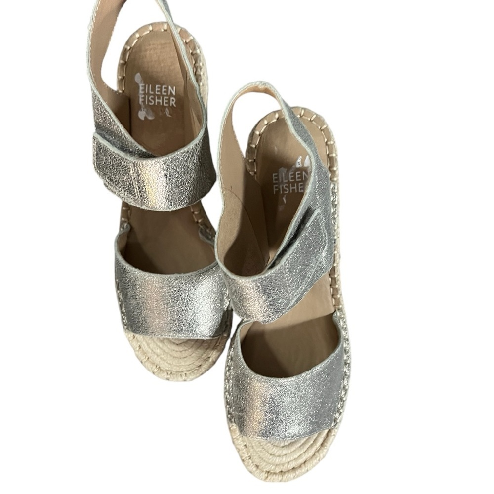 Eileen Fisher NWOT espadrille sandals wedged women size 6 metallic white gold - Picture 2 of 6